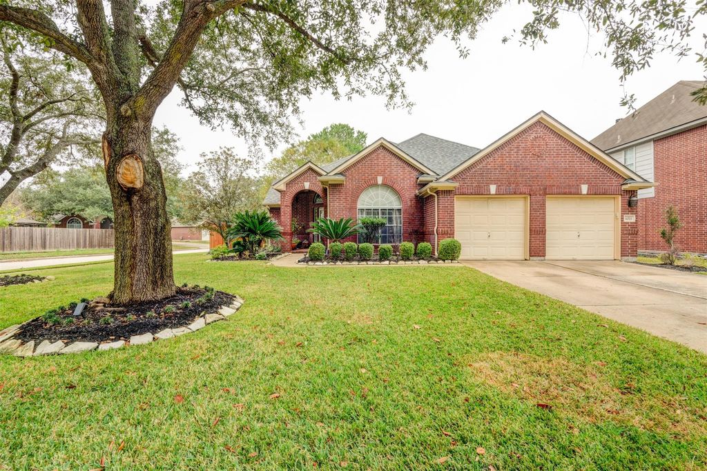 9022 Westwillow Drive, Houston, TX 77064