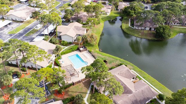 2811 Stoneway Lane B, Fort Pierce, FL 34982