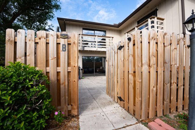 2811 Stoneway Lane B, Fort Pierce, FL 34982