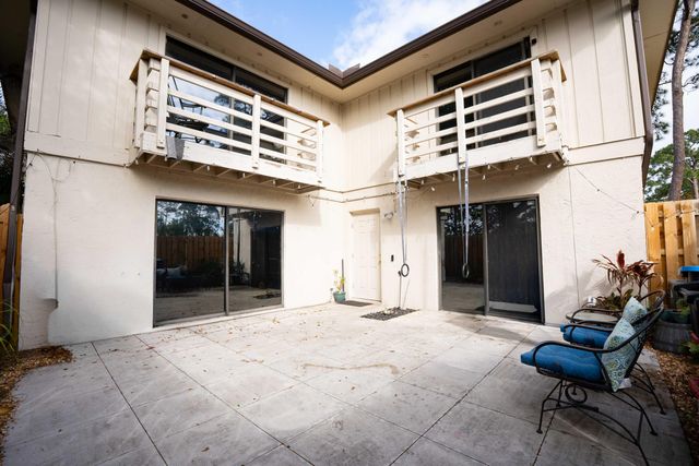 2811 Stoneway Lane B, Fort Pierce, FL 34982