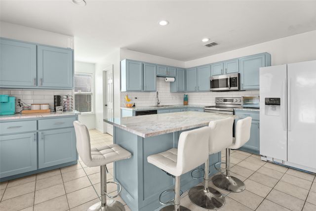 2600 Hidden Valley Drive, Mckinney, TX 75071