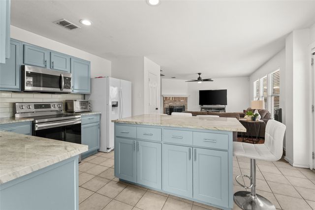 2600 Hidden Valley Drive, Mckinney, TX 75071