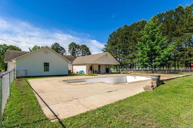 158 Friendship Road, Conway, AR 72032