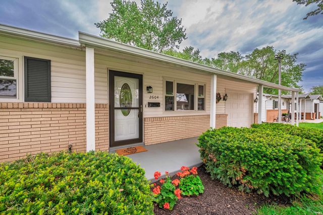 2604 E 27th Street, Muncie, IN 47302