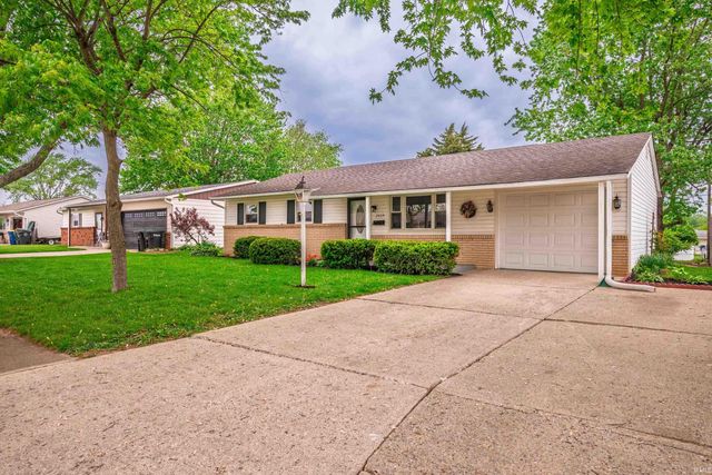 2604 E 27th Street, Muncie, IN 47302