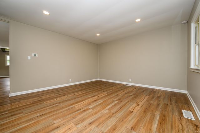 2604 E 27th Street, Muncie, IN 47302