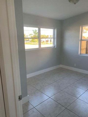 5672 Purdy Lane, West Palm Beach, FL 33415