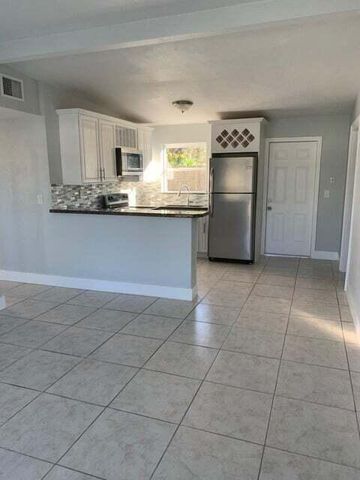 5672 Purdy Lane, West Palm Beach, FL 33415
