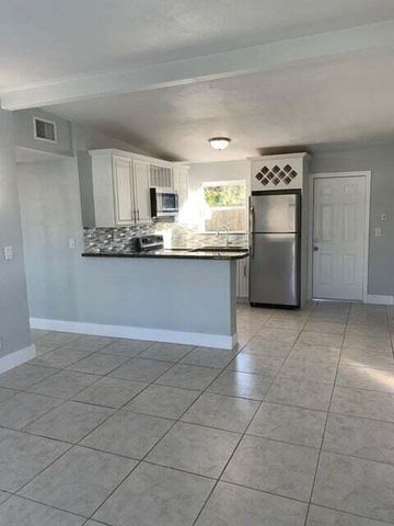 5672 Purdy Lane, West Palm Beach, FL 33415
