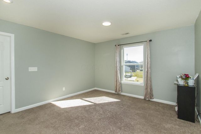 7541 Twisted Bark Drive, Canal Winchester, OH 43110