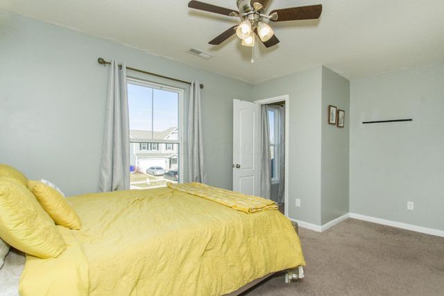 7541 Twisted Bark Drive, Canal Winchester, OH 43110