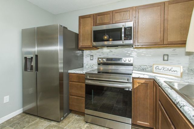 7541 Twisted Bark Drive, Canal Winchester, OH 43110