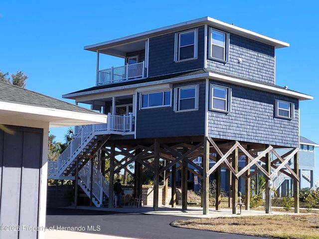 3461 Pandora Drive, Weeki Wachee, FL 34607