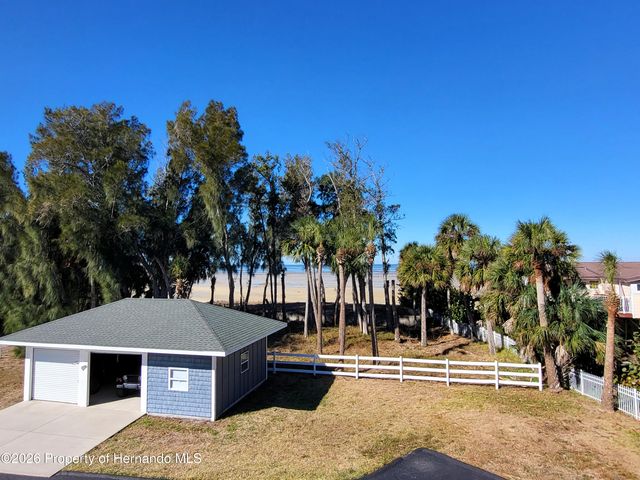 3461 Pandora Drive, Weeki Wachee, FL 34607