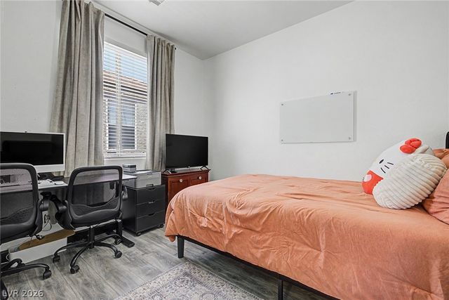 7252 Forest Village Avenue, Las Vegas, NV 89113