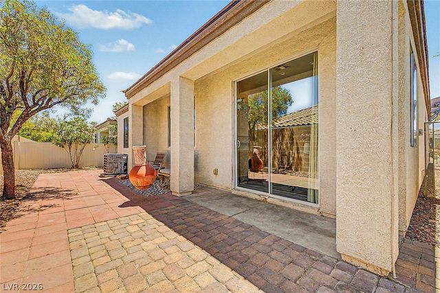 7252 Forest Village Avenue, Las Vegas, NV 89113
