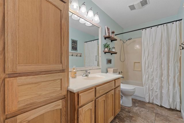 649 Raceway Road, Axtell, TX 76624