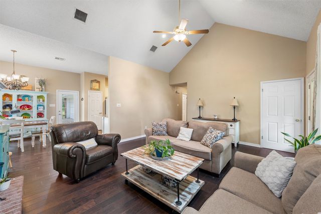 649 Raceway Road, Axtell, TX 76624