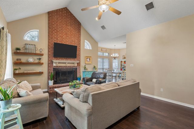 649 Raceway Road, Axtell, TX 76624