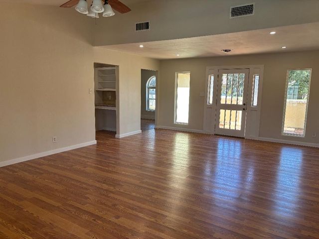 3303 Durant Dr, Midland, TX 79705