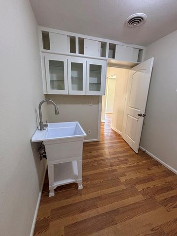 3303 Durant Dr, Midland, TX 79705