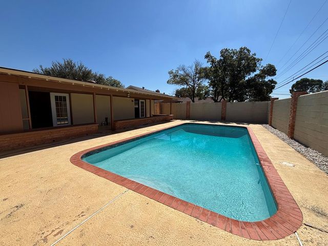 3303 Durant Dr, Midland, TX 79705