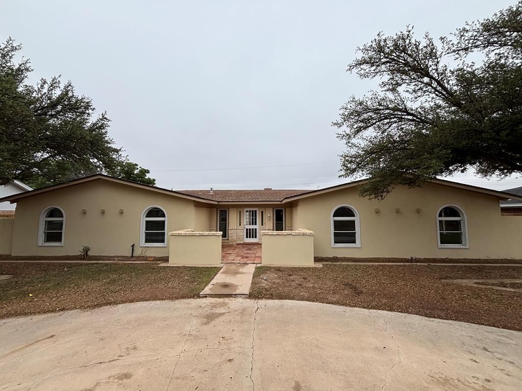 3303 Durant Dr, Midland, TX 79705