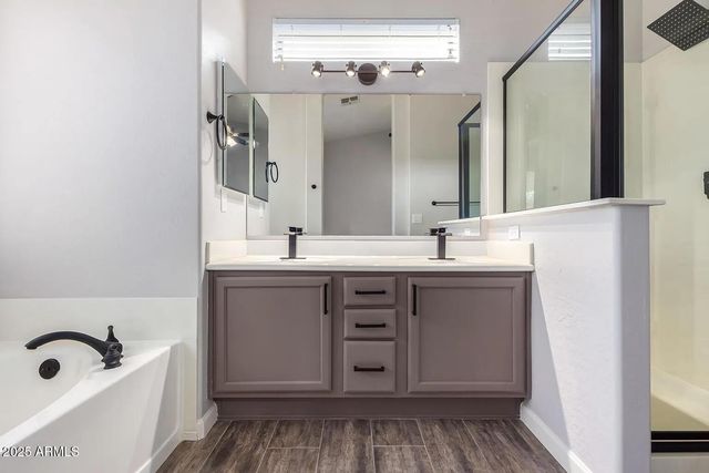 7037 E Regina Street, Mesa, AZ 85207