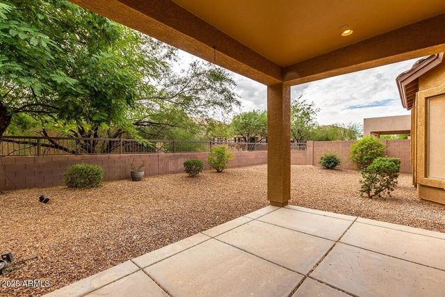 7037 E Regina Street, Mesa, AZ 85207