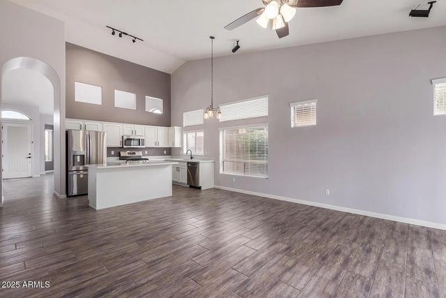 7037 E Regina Street, Mesa, AZ 85207