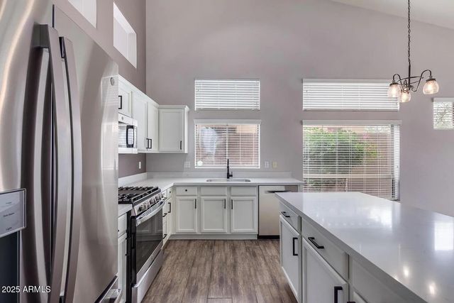 7037 E Regina Street, Mesa, AZ 85207