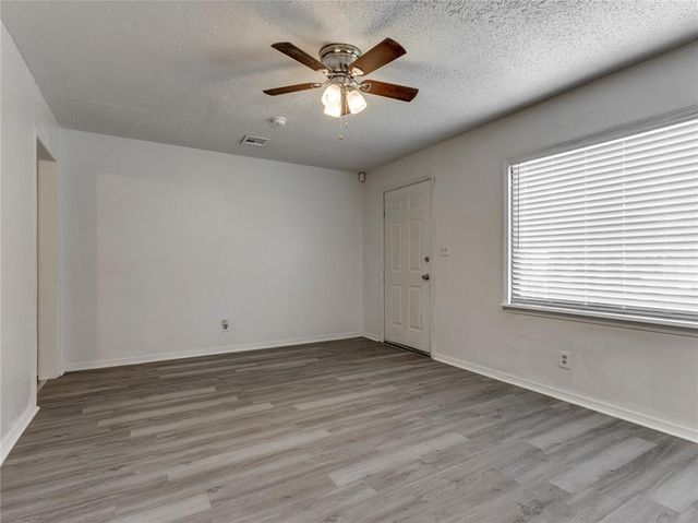4764 SE 23rd Street, Del City, OK 73115