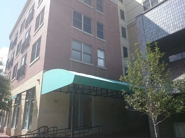 323 Boylston 301, Brookline, MA 02445