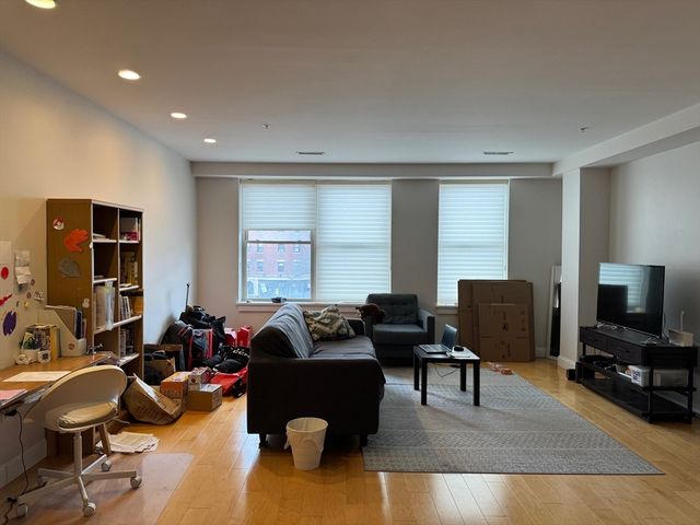 323 Boylston 301, Brookline, MA 02445