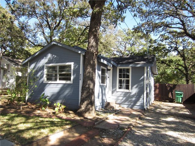 424 N Ruddell Street, Denton, TX 76209