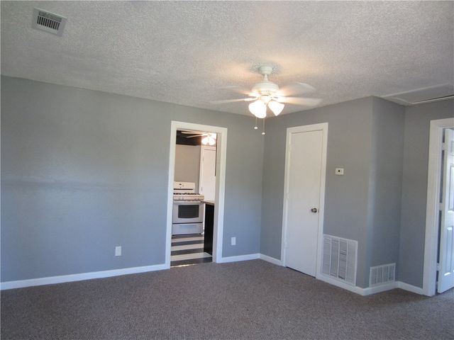 424 N Ruddell Street, Denton, TX 76209