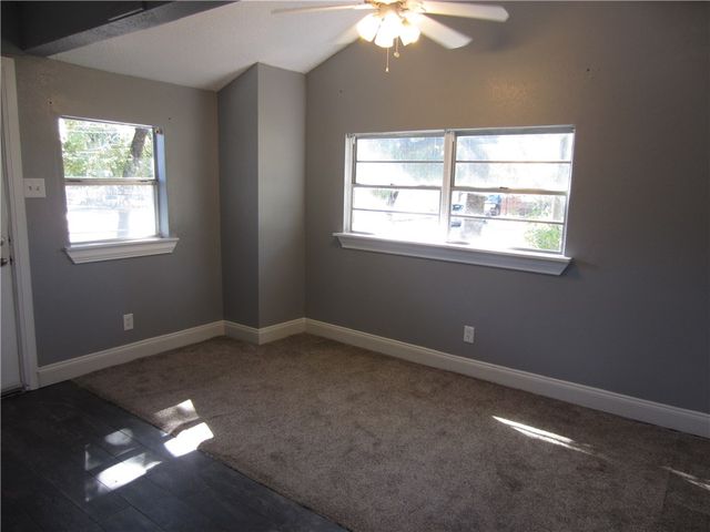 424 N Ruddell Street, Denton, TX 76209
