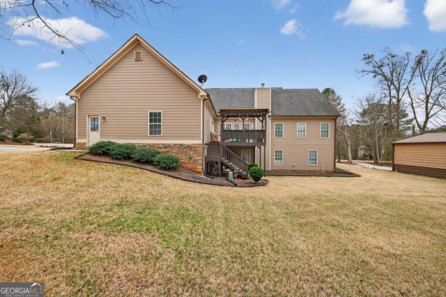 195 Surrey Chase Drive, Social Circle, GA 30025