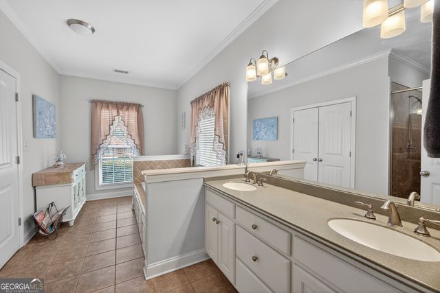 195 Surrey Chase Drive, Social Circle, GA 30025