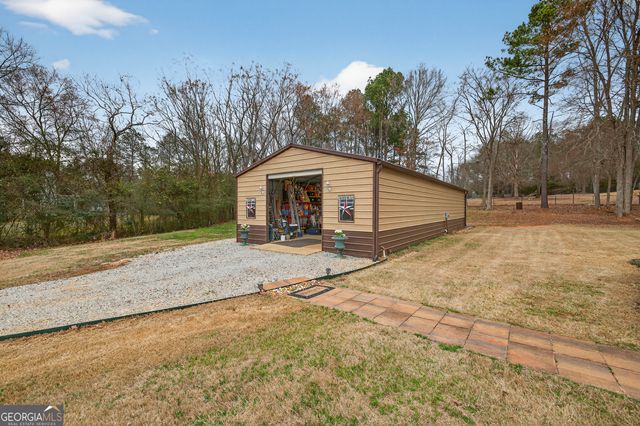 195 Surrey Chase Drive, Social Circle, GA 30025