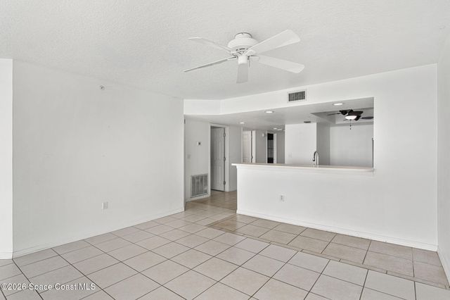 2805 N Highway A1a 203, Indialantic, FL 32903