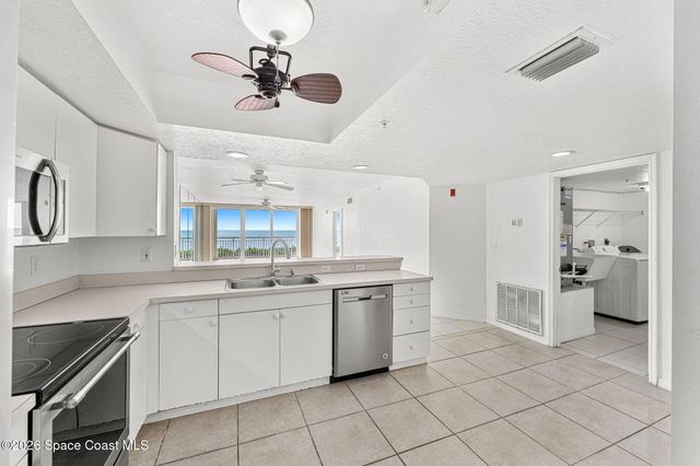 2805 N Highway A1a 203, Indialantic, FL 32903