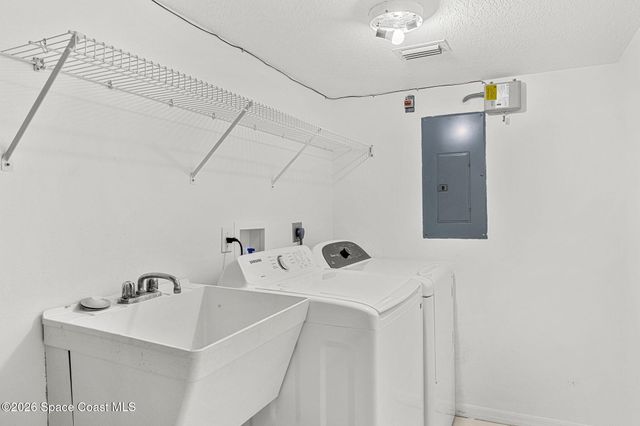 2805 N Highway A1a 203, Indialantic, FL 32903
