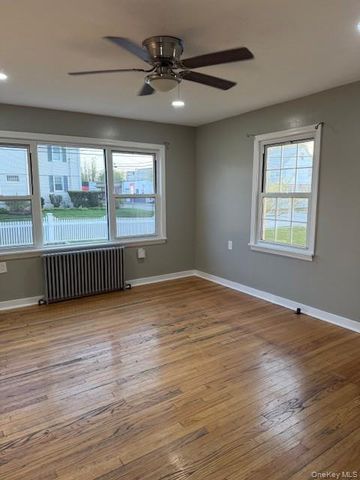 21 N Grove Street 2, Valley Stream, NY 11580