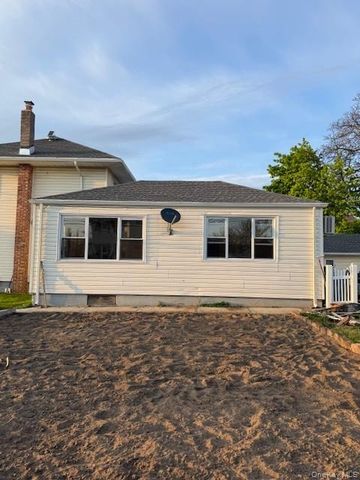 21 N Grove Street 2, Valley Stream, NY 11580