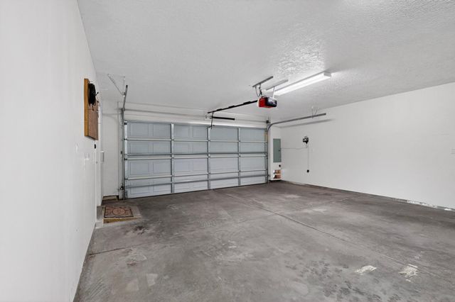 4377 Vuelta Dorado, Santa Fe, NM 87507