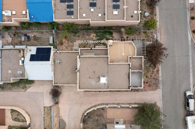 4377 Vuelta Dorado, Santa Fe, NM 87507