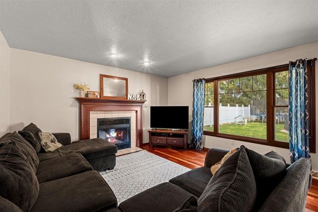618 NIGHT COURT, Green Bay, WI 54313