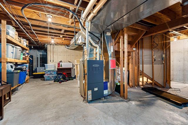 618 NIGHT COURT, Green Bay, WI 54313