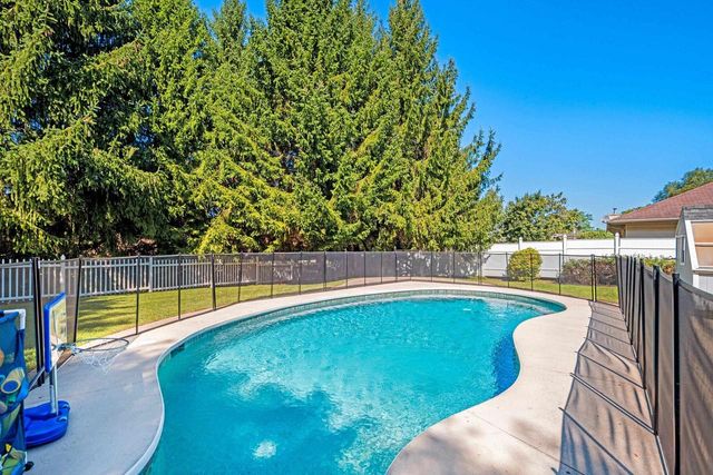 618 NIGHT COURT, Green Bay, WI 54313